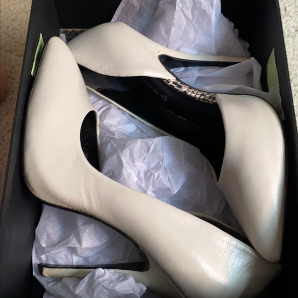 Steve Madden pointy toe heels